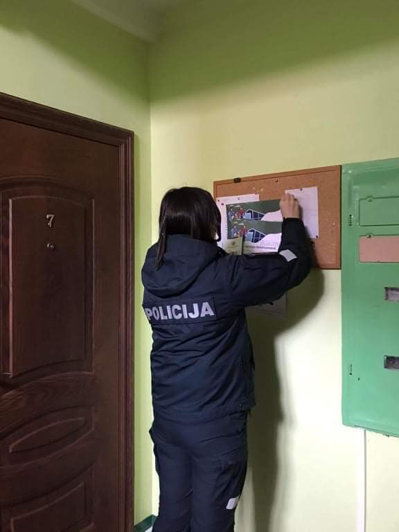 Meetings with communities (2)